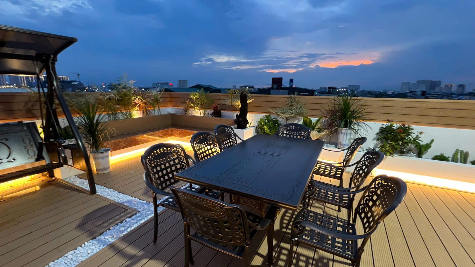 📢 APARTMENT/CHDV PHÚ ĐÔ – HÀNG XÓM KHU LIỀN KỀ PHÍA TÂY – LÔ GÓC 3 MT, OTO VÀO NHÀ – 8 TẦNG – 24 CĂN HỘ + DUPLEX VIP – DÒNG TIỀN 140TR/THÁNG – D31