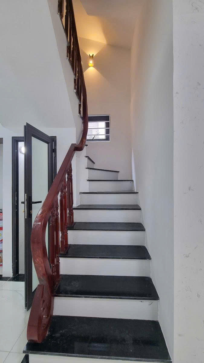 📢 CCMN DƯƠNG QUẢNG HÀM (CẦU GIẤY) – 5 TẦNG – 8 PHÒNG – DÒNG TIỀN 40TR/THÁNG (~4.97%/NĂM)! 🔥 – A13