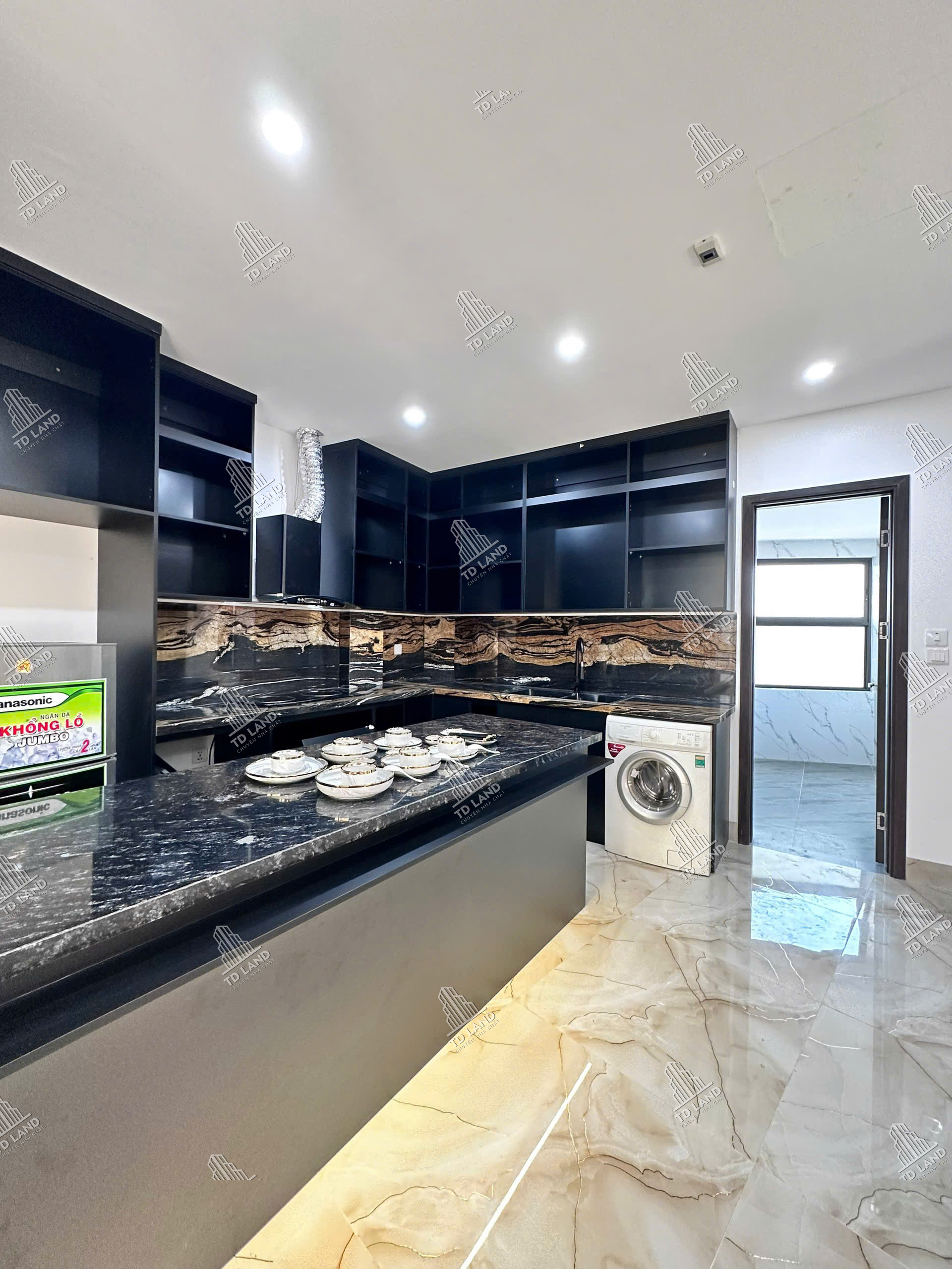 🌟 62.8 TỶ – VĨNH PHÚC (BA ĐÌNH) – 9 TẦNG THANG MÁY – 2 Ô TÔ CỨU HỎA TRÁNH – THIẾT KẾ PENTHOUSE – DÒNG TIỀN KHỦNG – D37