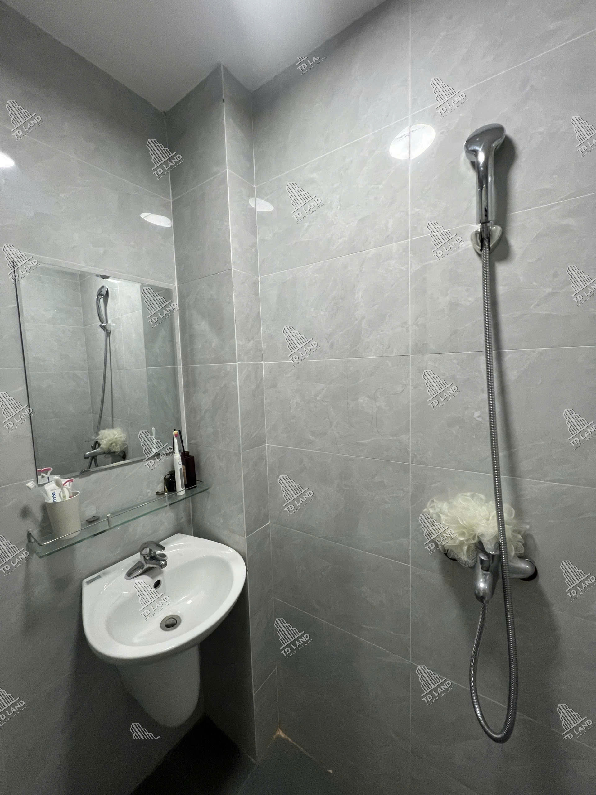 🌟 29.5 TỶ – NGUYỄN NGỌC NẠI (THANH XUÂN) – 8 TẦNG – 18 PHÒNG – MỚI KOONG – Ô TÔ 7 CHỖ VÀO NHÀ – 2 MẶT THOÁNG – C96