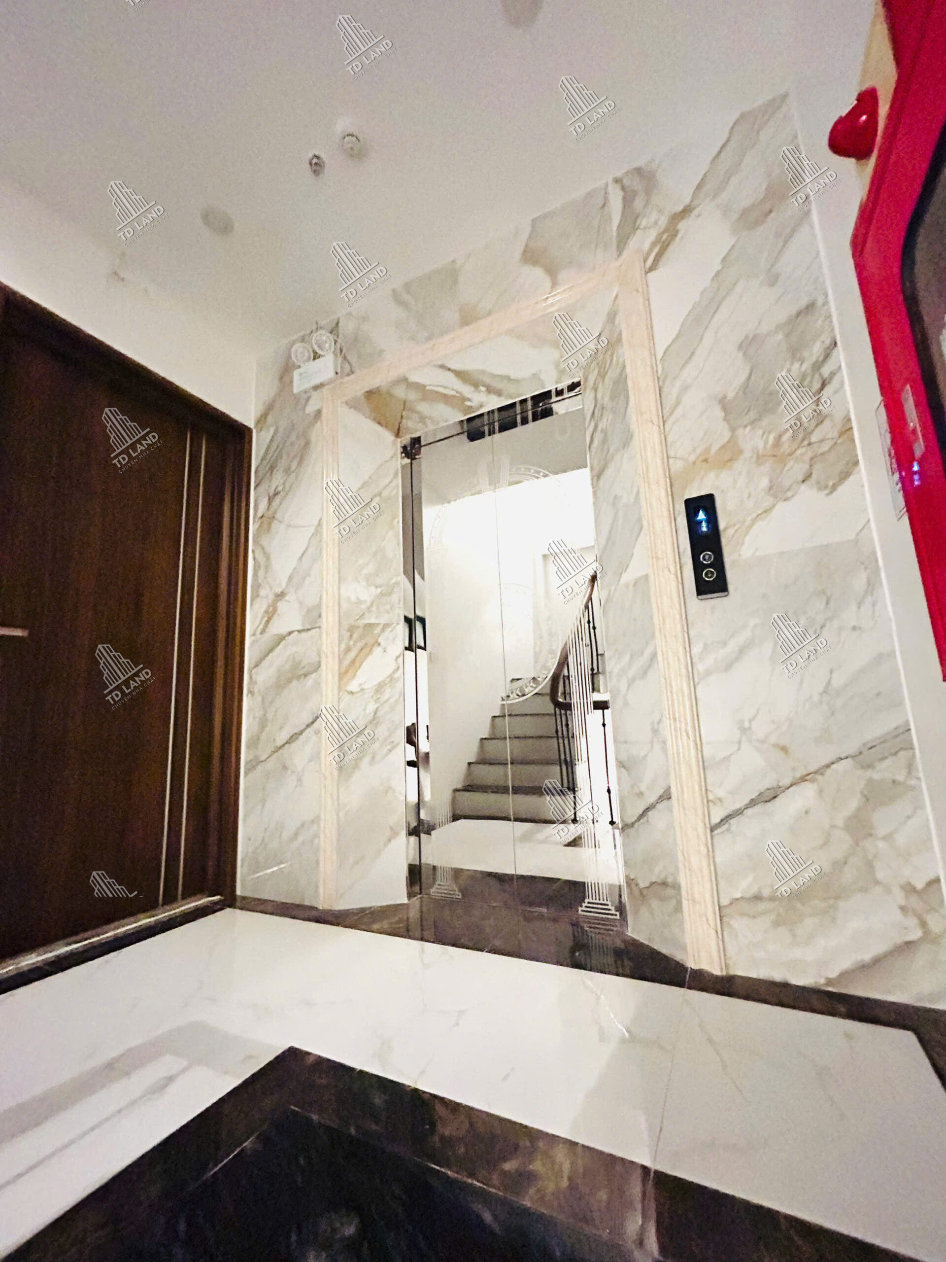 🌟 62.5 TỶ – ĐỘI CẤN (BA ĐÌNH) – 10 TẦNG THANG MÁY – MẶT TIỀN 7.65M – THIẾT KẾ THÔNG SÀN KINH DOANH ĐỈNH – D108