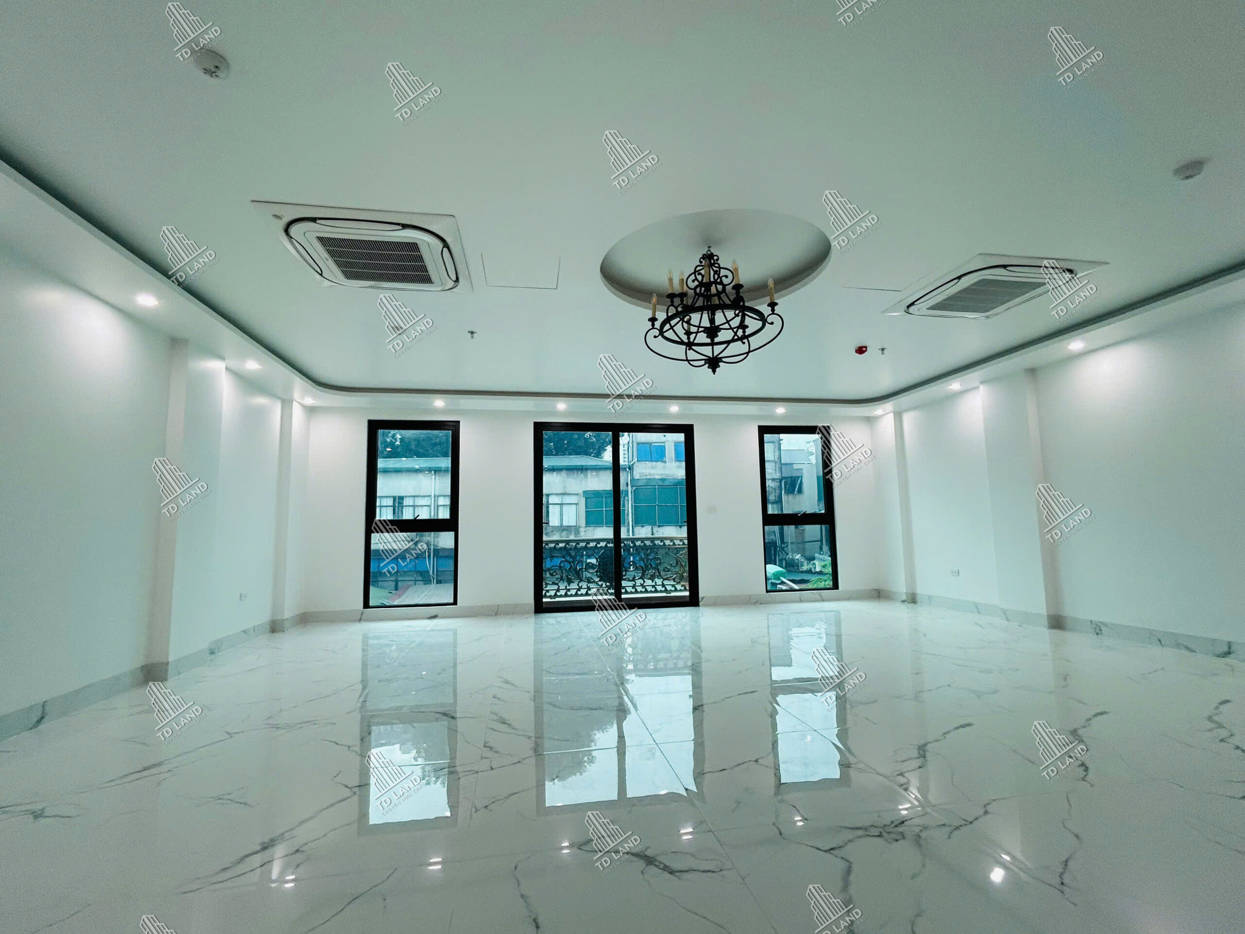 🌟 62.5 TỶ – ĐỘI CẤN (BA ĐÌNH) – 10 TẦNG THANG MÁY – MẶT TIỀN 7.65M – THIẾT KẾ THÔNG SÀN KINH DOANH ĐỈNH – D108