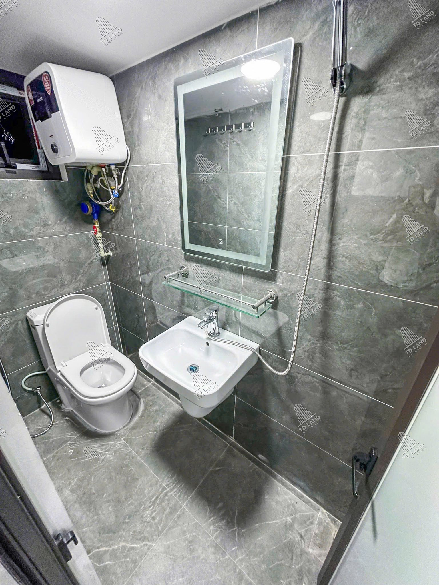 🌟 18.8 TỶ – KHƯƠNG TRUNG (THANH XUÂN) – 6 TẦNG – 20 PHÒNG (18 KK + 2 CĂN 1N1K) – CÁCH Ô TÔ 30M