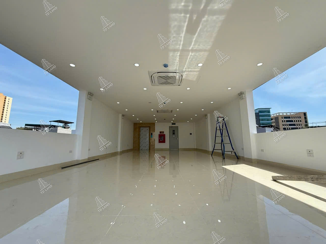 🌟 59.8 TỶ – NGUYỄN NGỌC NẠI (THANH XUÂN) – 8 TẦNG THANG MÁY – THÔNG SÀN KINH DOANH – MẶT TIỀN 5.5M – Ô TÔ ĐỖ CỬA – D50