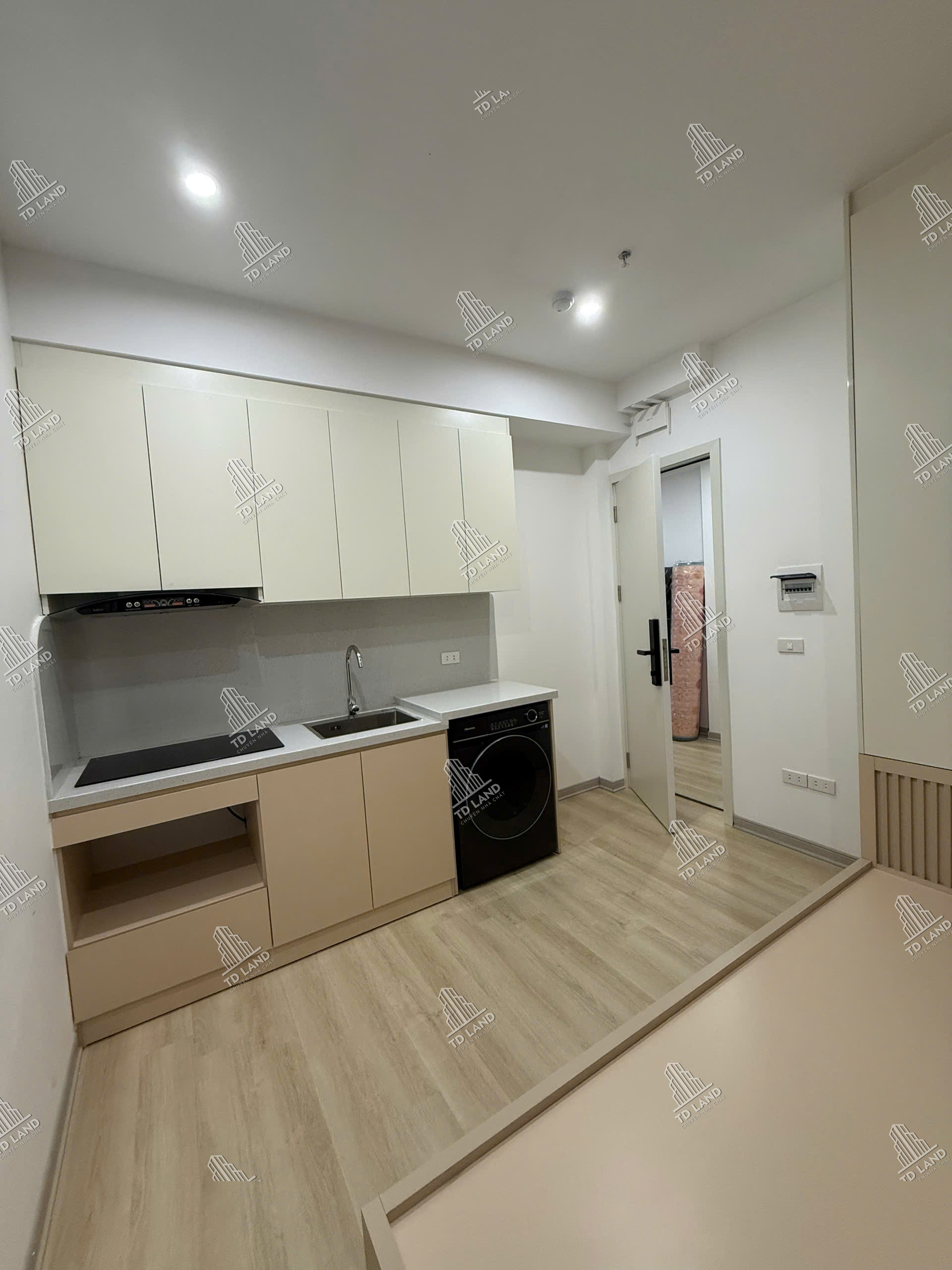 🌟 37.8 TỶ – LÁNG (ĐỐNG ĐA) – 7 TẦNG THANG MÁY – 23 PHÒNG CAO CẤP – DÒNG TIỀN 2 TỶ/NĂM – D84