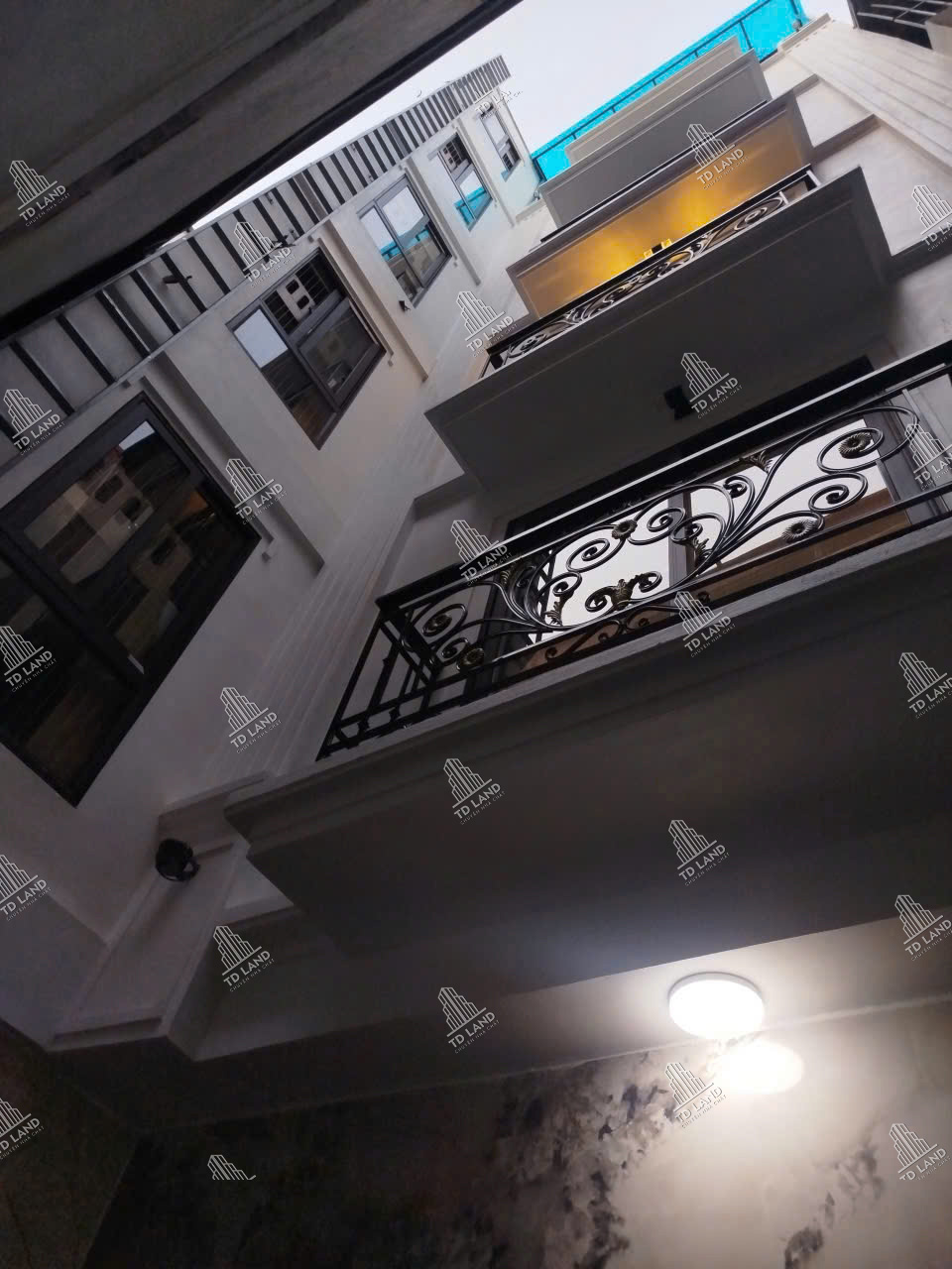 🌟 13.2 TỶ – KHÚC THỪA DỤ (CẦU GIẤY) – 6 TẦNG – 10 PHÒNG KHÉP KÍN – NHÀ MỚI – GẦN Ô TÔ TRÁNH – A59