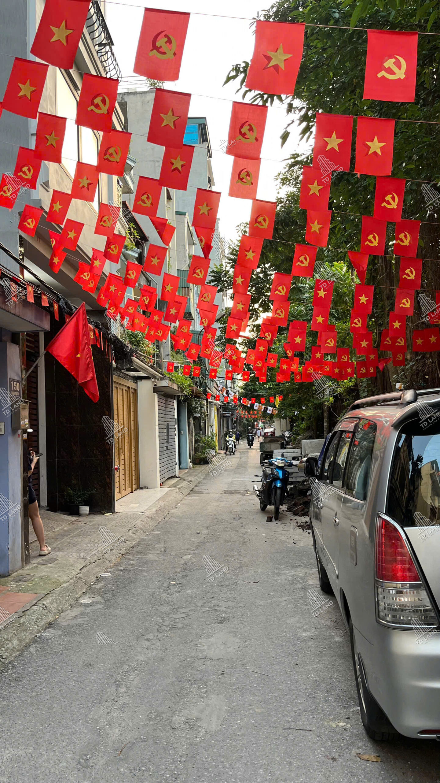 🌟 36 TỶ – PHỐ TỰ DO (HAI BÀ TRƯNG) – 28 PHÒNG KHÉP KÍN – Ô TÔ TRÁNH – GẦN ĐH KINH TẾ QUỐC DÂN – D53