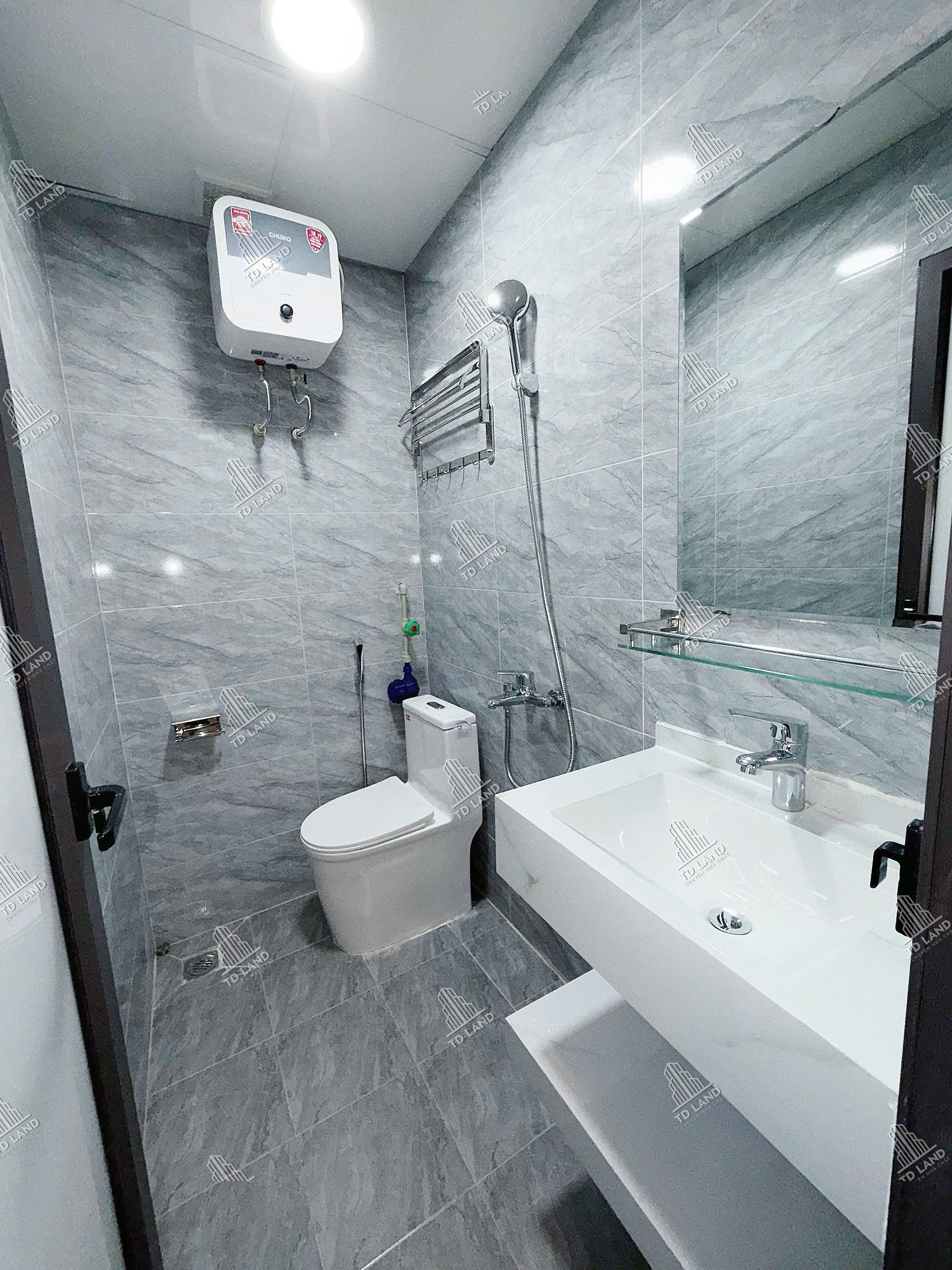 🌟 12.9 TỶ – NGÕ QUỲNH (HAI BÀ TRƯNG) – 6 TẦNG – 14 PHÒNG – DÒNG TIỀN 780 TR/NĂM – A90