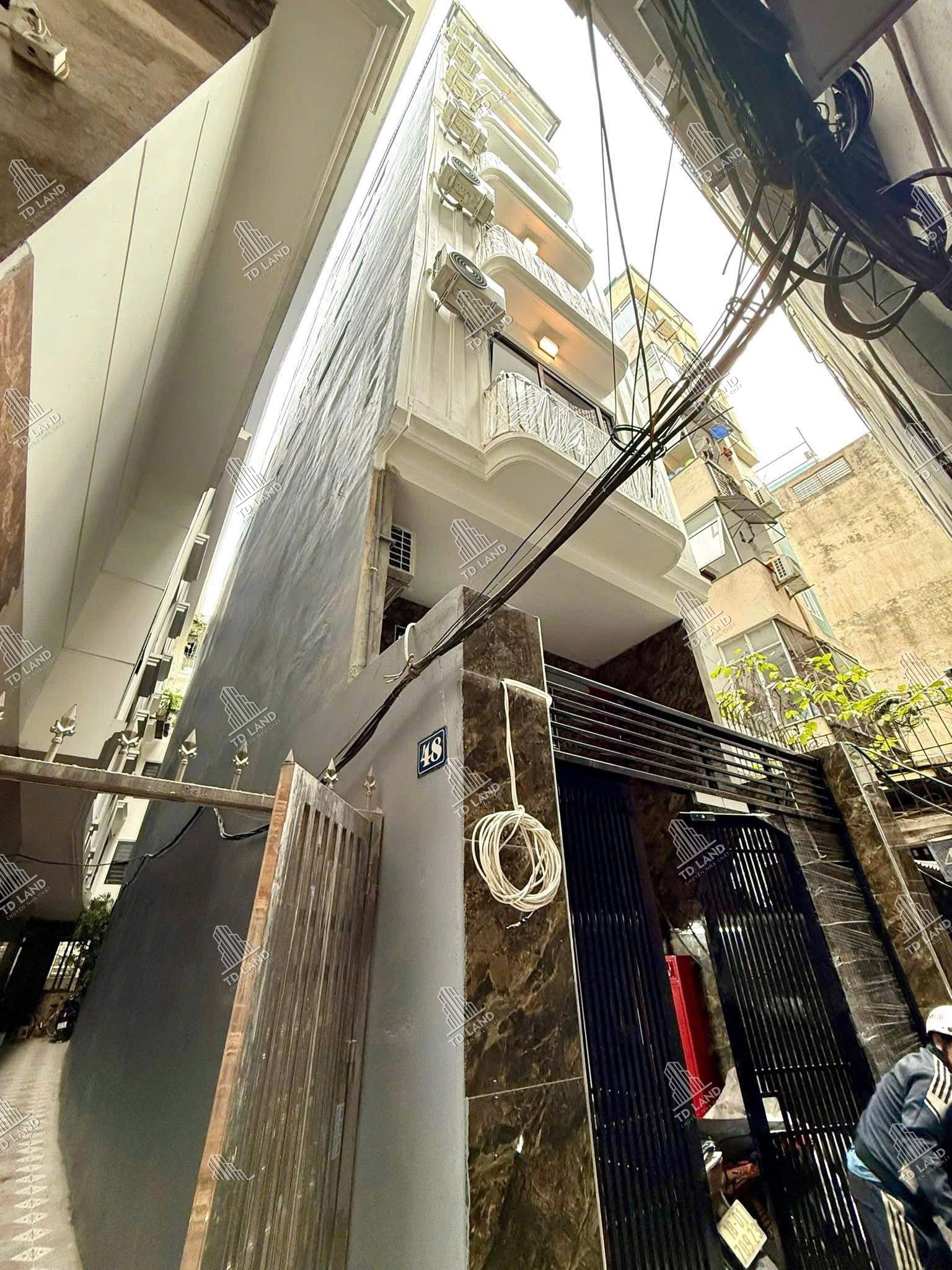 C174 | KHƯƠNG TRUNG (THANH XUÂN) | 71.4M2 8.5 TẦNG 14 PHÒNG | LÔ GÓC 3 THOÁNG – 5M RA MẶT PHỐ