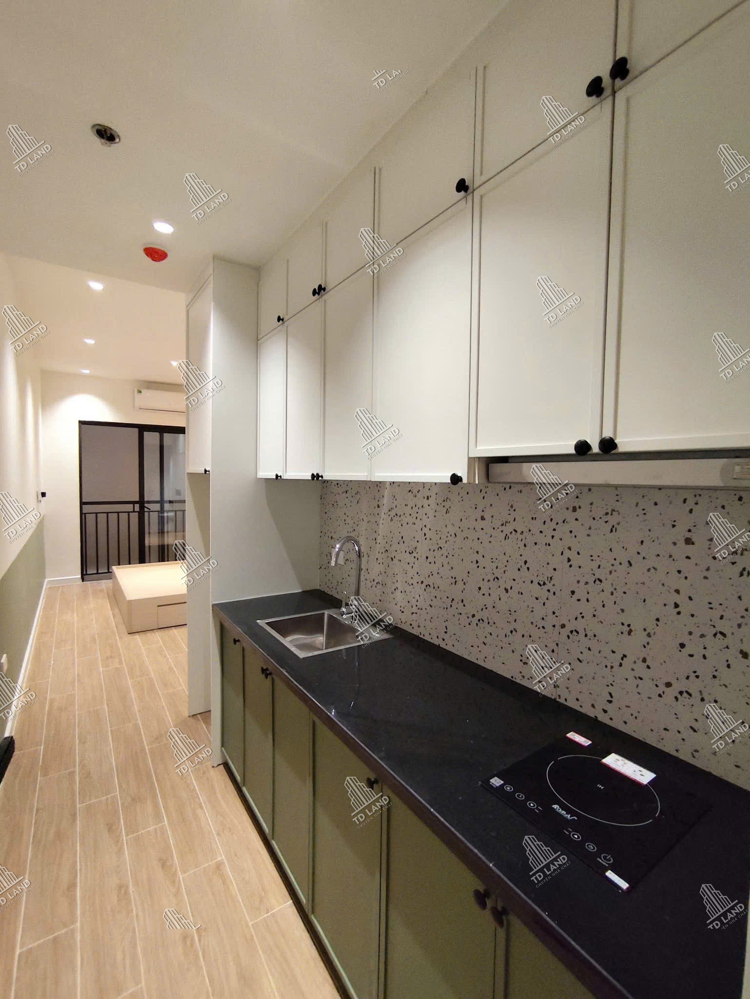 D137 | NGỌA LONG (BẮC TỪ LIÊM) | 137M2 7 TẦNG 29 PHÒNG | CÁCH Ô TÔ TRÁNH 50M