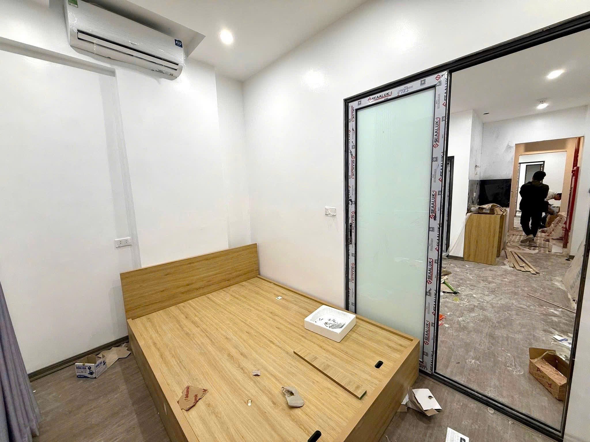 C174 | KHƯƠNG TRUNG (THANH XUÂN) | 71.2M2 8.5 TẦNG 14 PHÒNG 1N1K | LÔ GÓC 3 THOÁNG