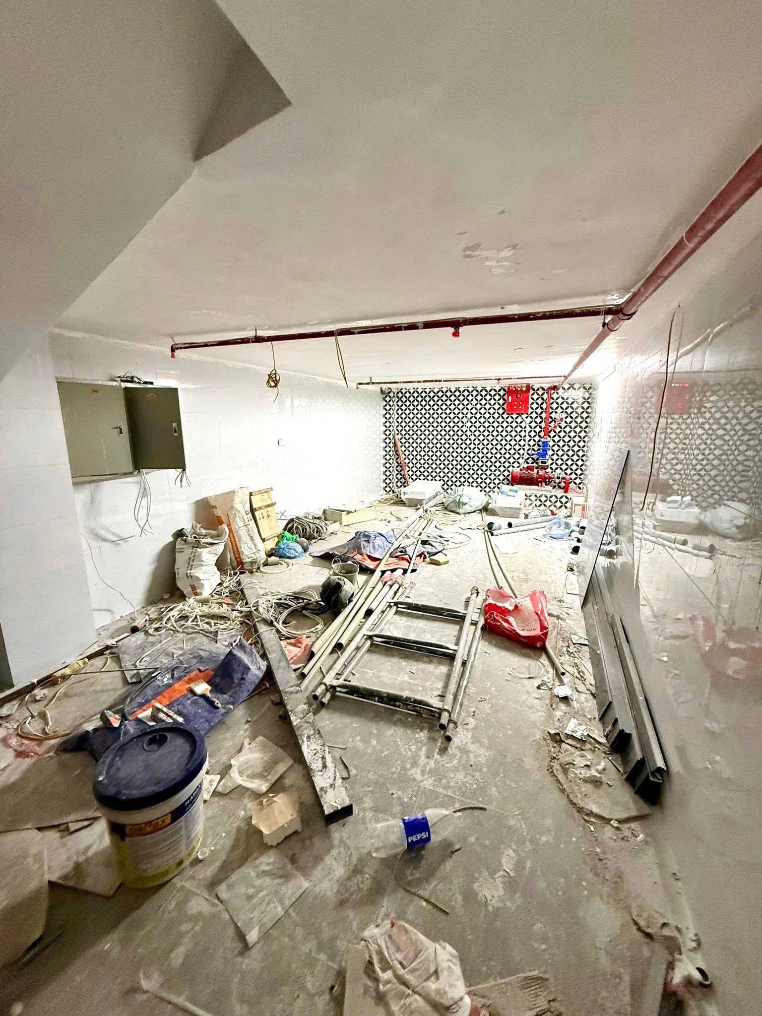 C174 | KHƯƠNG TRUNG (THANH XUÂN) | 71.2M2 8.5 TẦNG 14 PHÒNG 1N1K | LÔ GÓC 3 THOÁNG