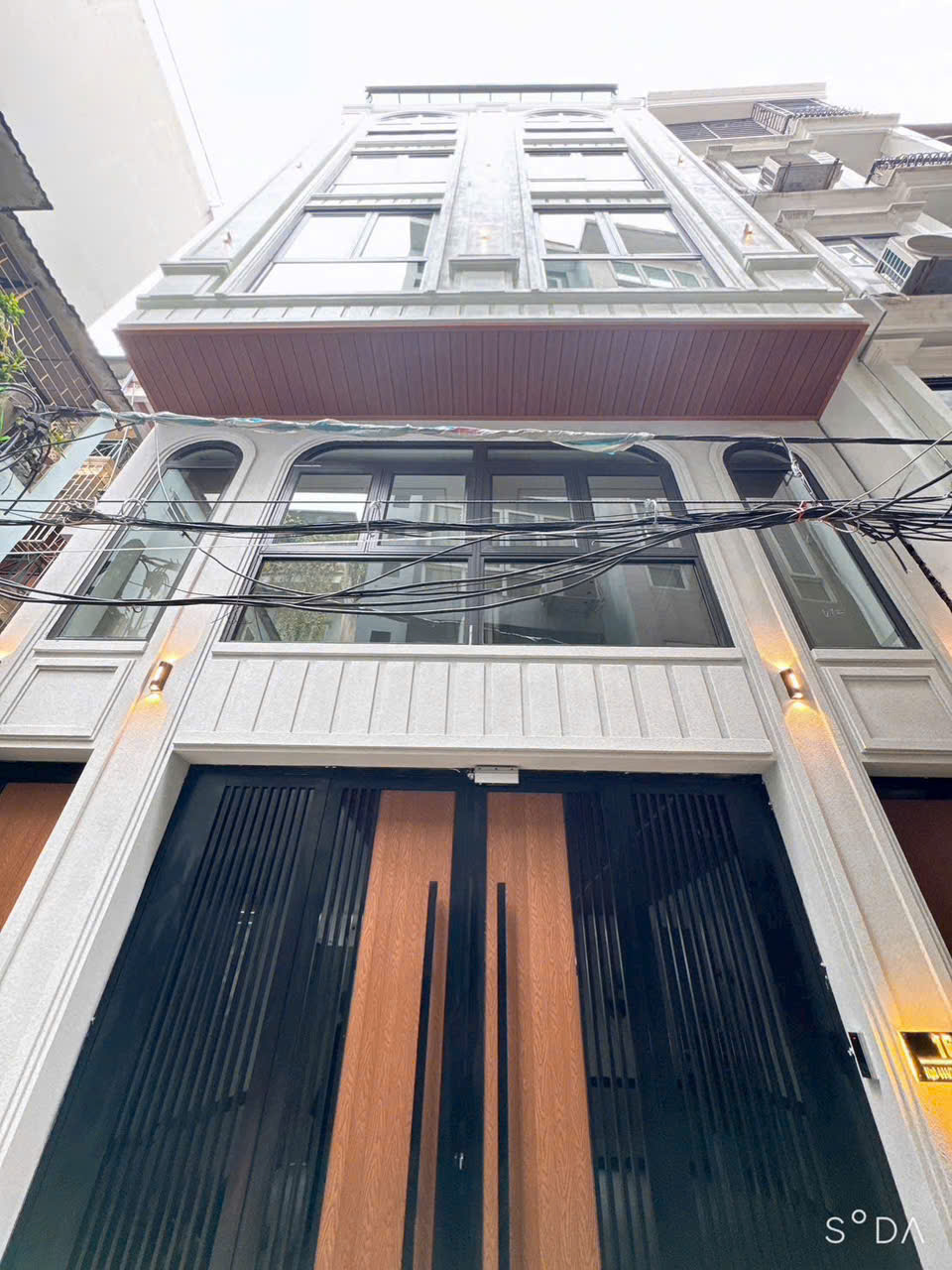 C120 | ĐỘI CẤN (BA ĐÌNH) | 82M 8 TẦNG 18 PHÒNG